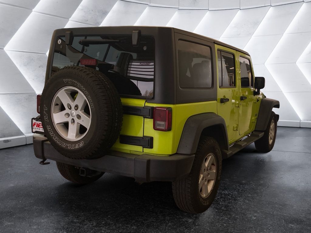 2016 Jeep Wrangler Unlimited Sport photo 2