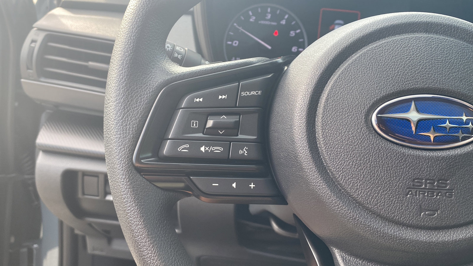 2025 Subaru Crosstrek Premium photo 17