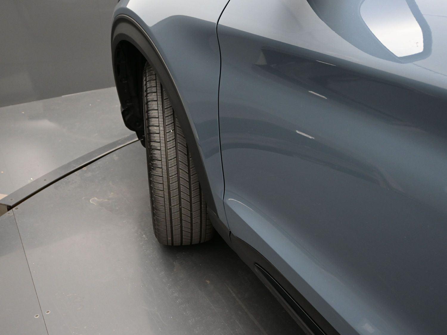 2026 Ford Explorer photo 4