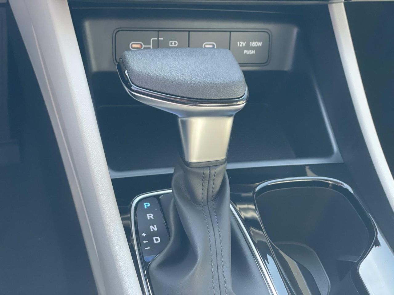 2026 Hyundai Tucson SEL photo 13