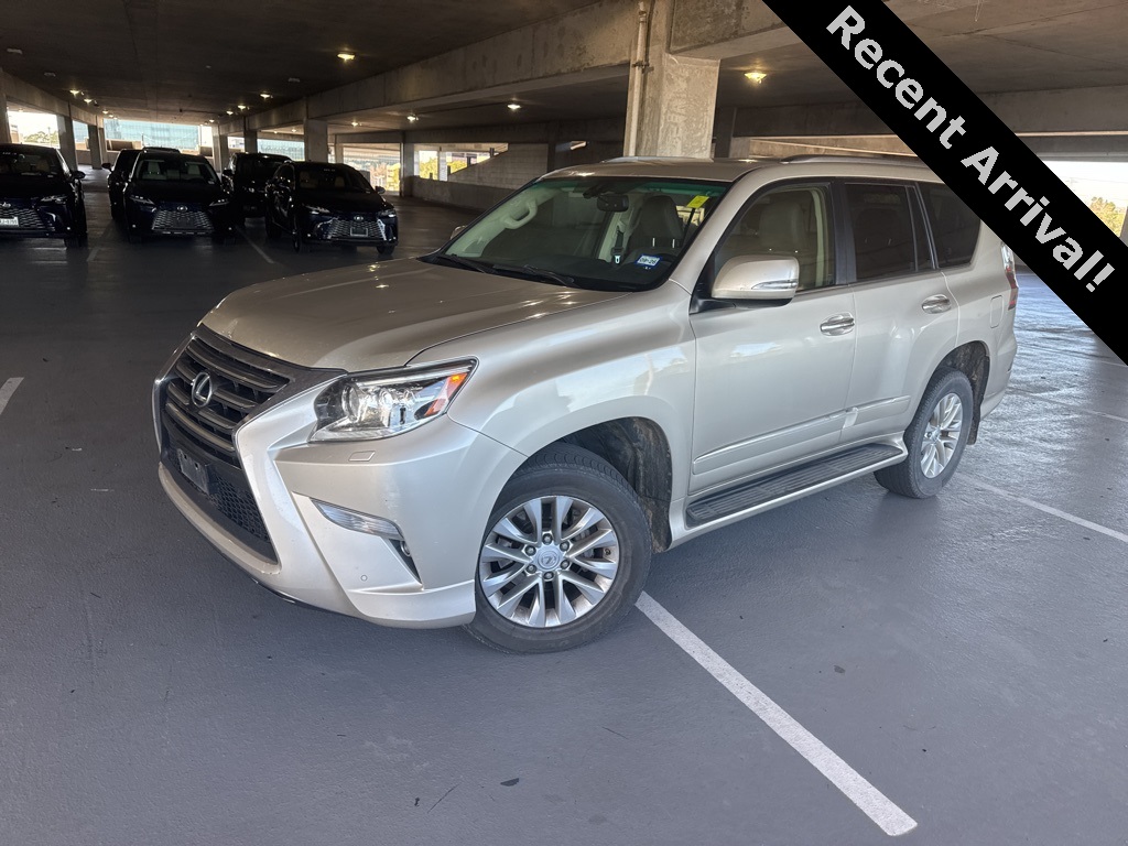 2016 Lexus GX Base's photo
