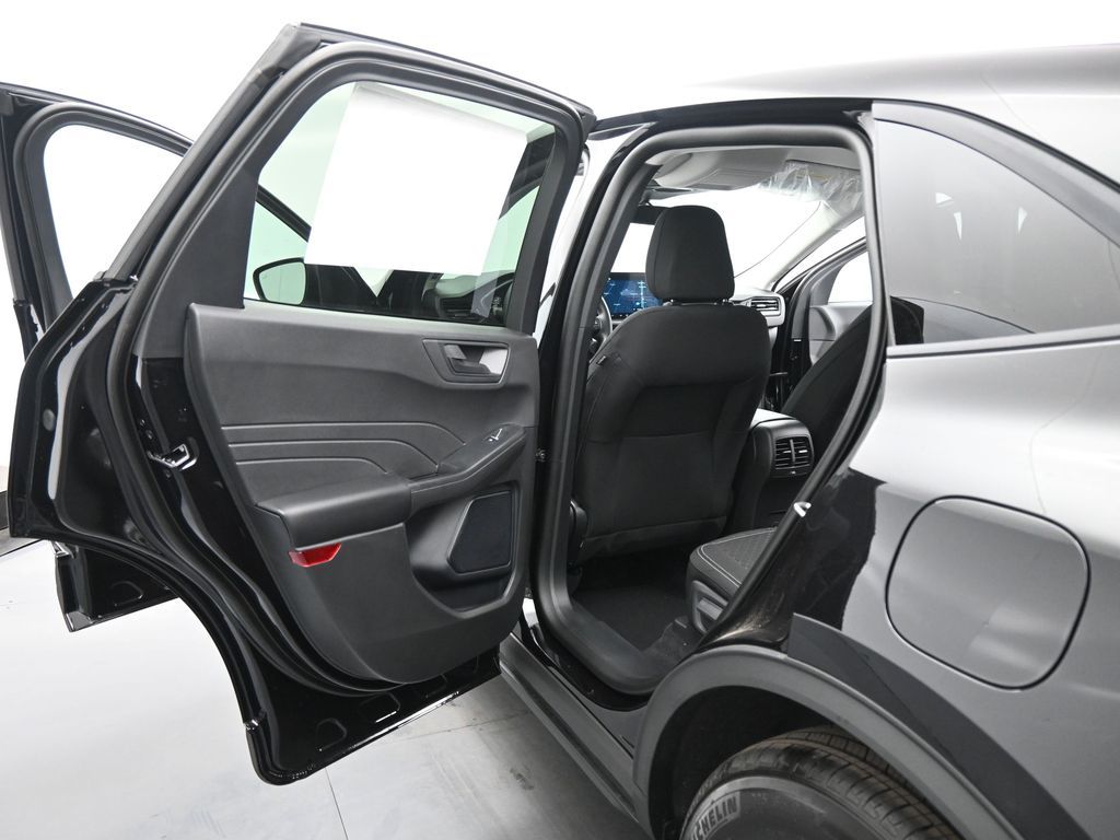 2025 Ford Escape Active photo 14
