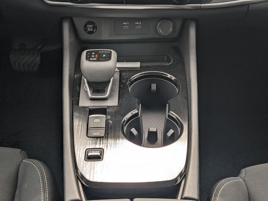 2025 Nissan Rogue S photo 16