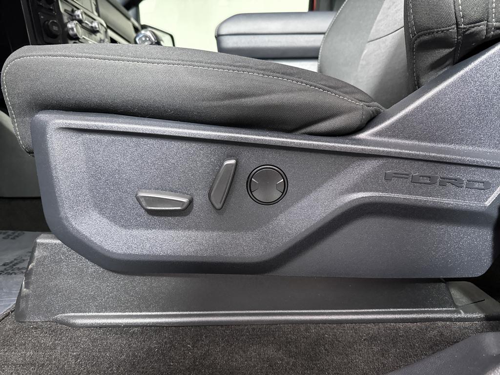2023 Ford F-150 XLT photo 37