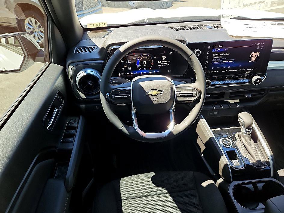 2026 Chevrolet Colorado LT photo 12