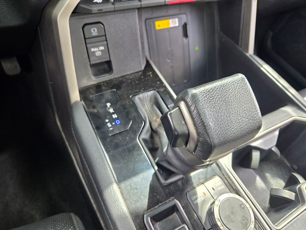 2023 Toyota Tundra Limited photo 31