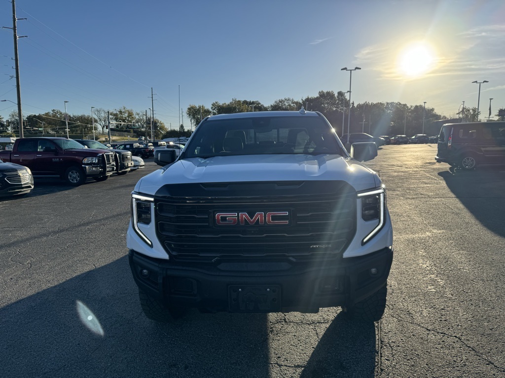 Used 2023 GMC Sierra 1500 AT4X with VIN 3GTUUFEL8PG310933 for sale in Kansas City