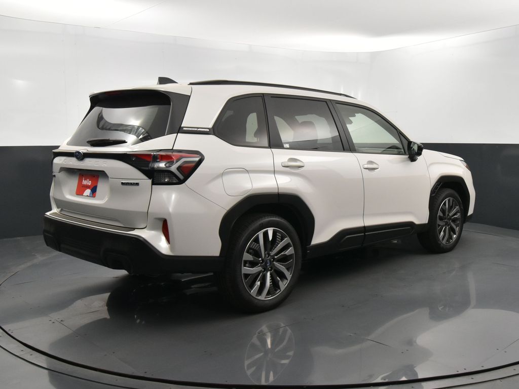 2025 Subaru Forester Touring photo 26