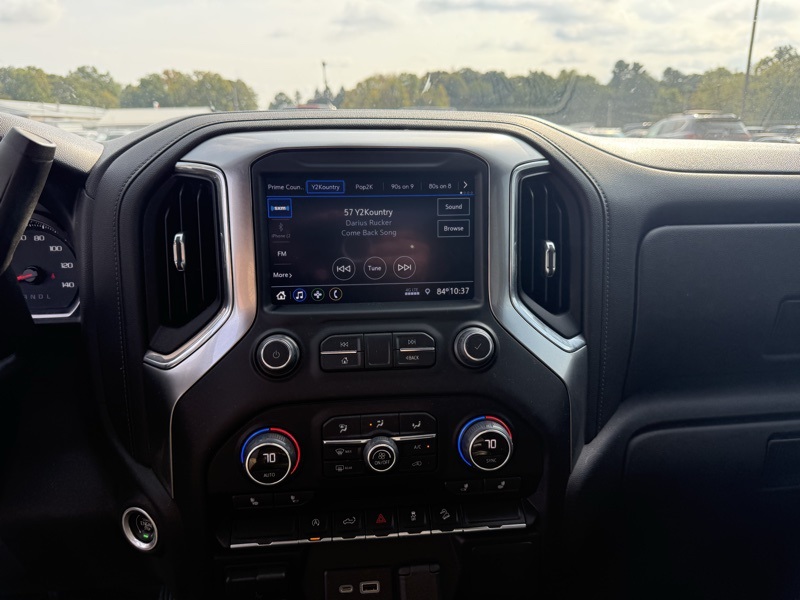 2022 Chevrolet Silverado 1500 RST photo 11