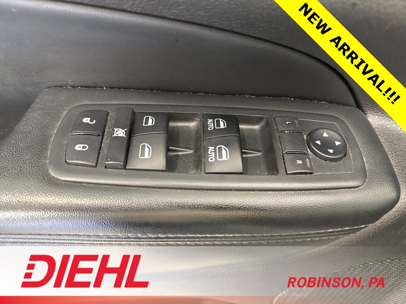 2019 Jeep Grand Cherokee Altitude photo 19