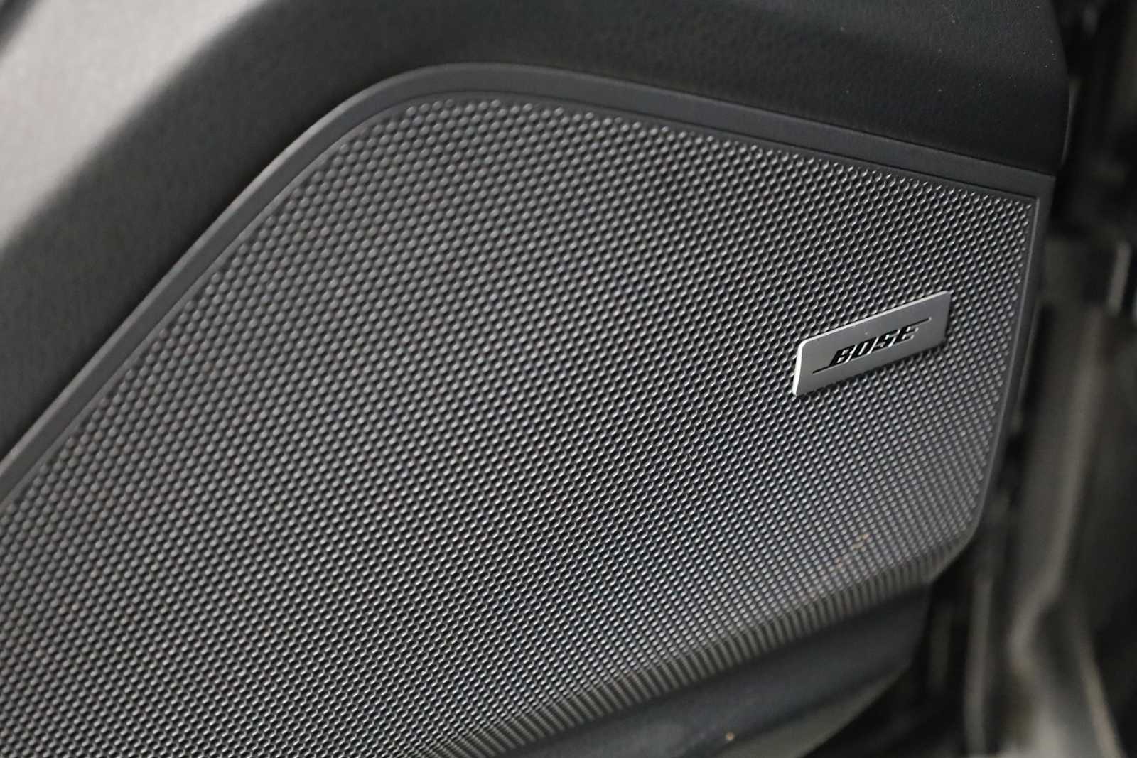 2020 Porsche Cayenne photo 15