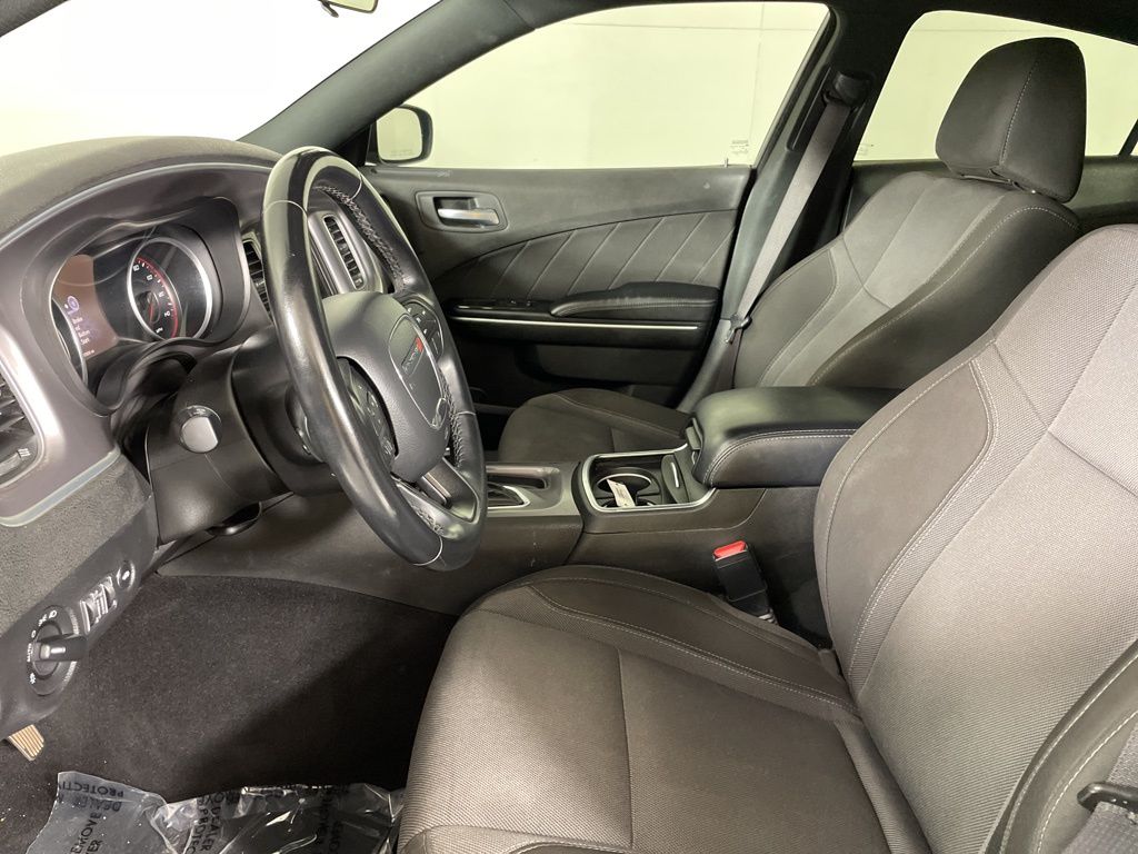 2022 Dodge Charger SXT photo 15