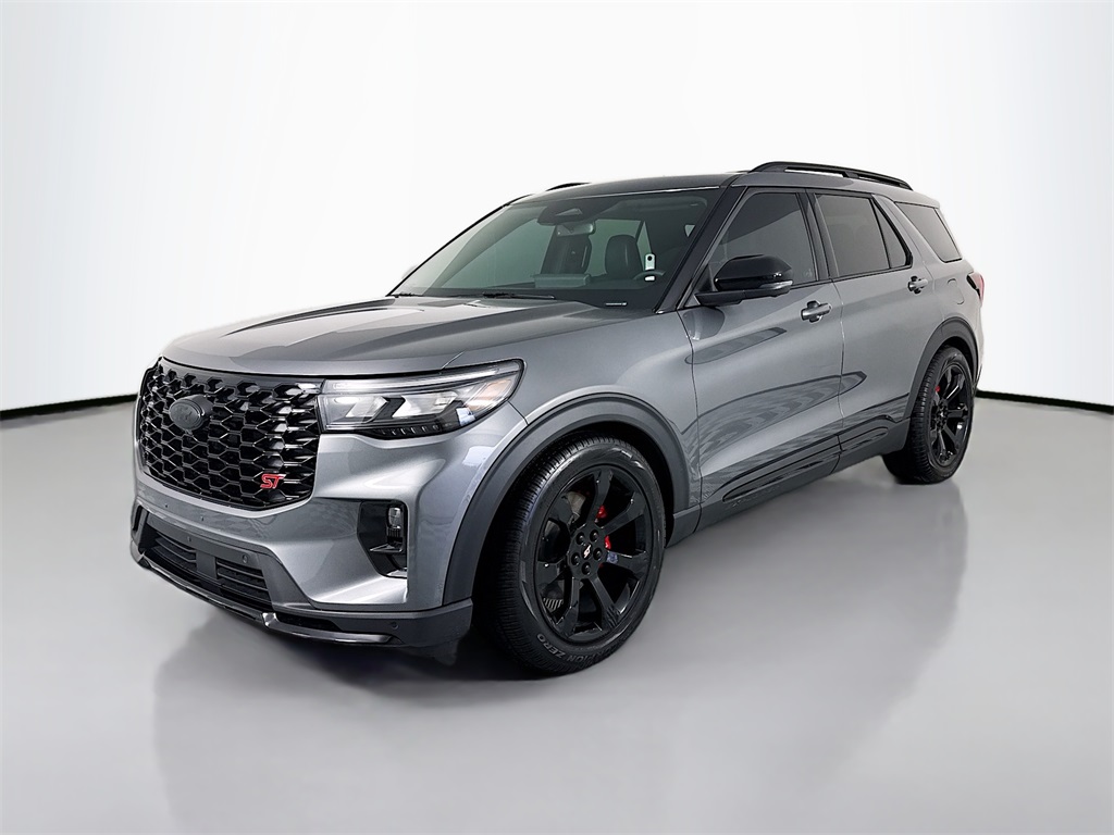 2025 Ford Explorer ST's photo