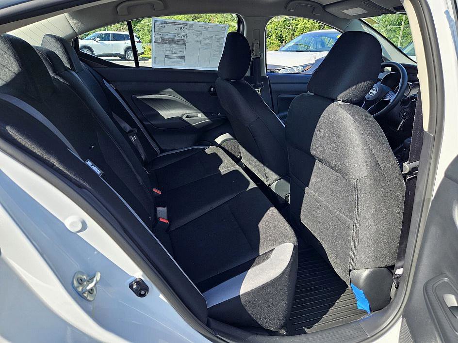 2025 Nissan Versa S photo 13