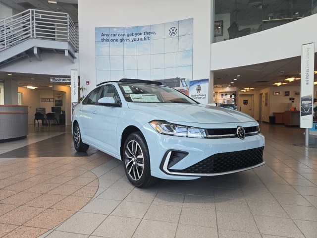 New 2025 Volkswagen Jetta 1.5T SE FWD 4D Sedan