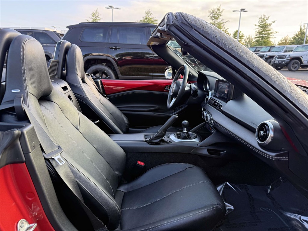 2022 Mazda MX-5 Miata Miata Grand Touring photo 13