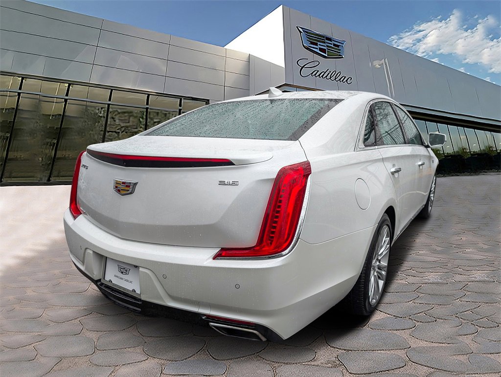 2018 Cadillac XTS Luxury photo 4