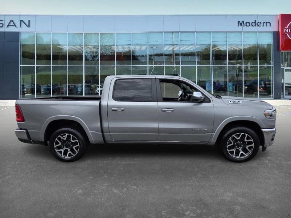 2025 Ram 1500 Laramie photo 4