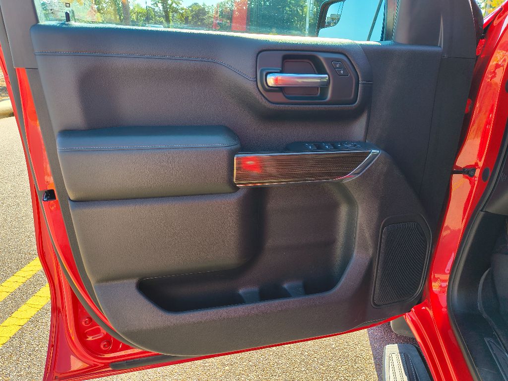 2020 Chevrolet Silverado 1500 LT photo 16