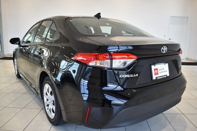 2024 Toyota Corolla LE photo 6