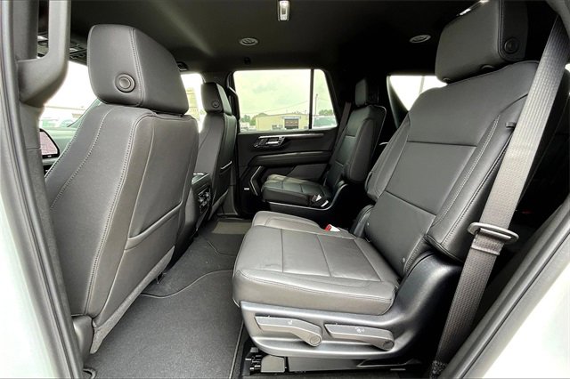 2025 Chevrolet Tahoe LT photo 13