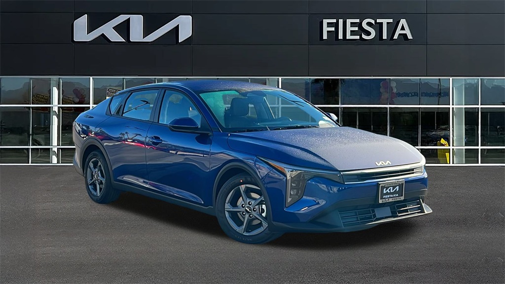2025 Kia K4 LXS's photo