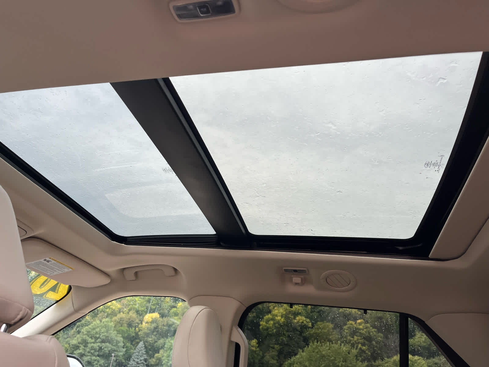 2020 Ford Explorer Platinum photo 33