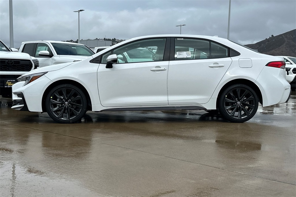 2026 Toyota Corolla SE photo 4