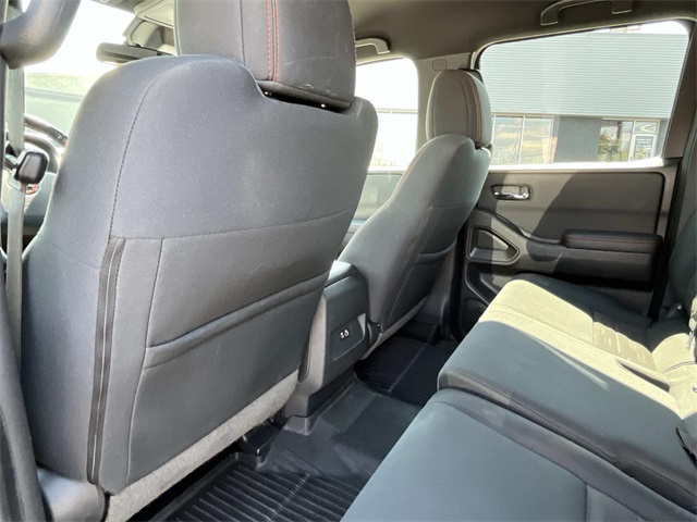 2022 Nissan Frontier PRO-4X photo 18