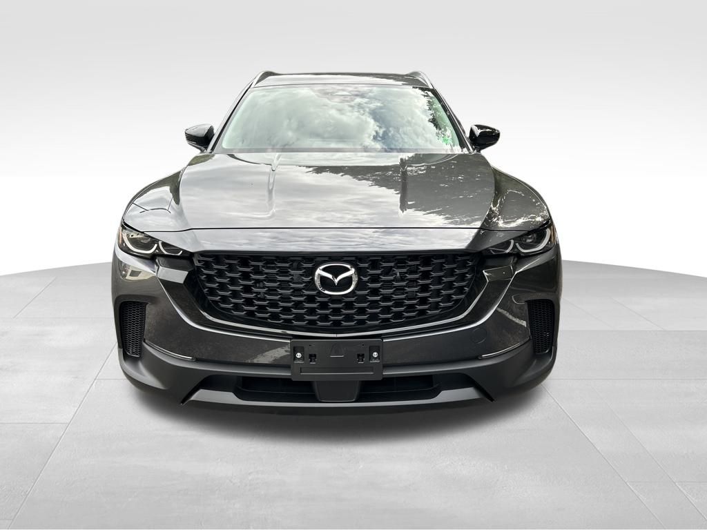 2025 Mazda CX-50 2.5 Select photo 5