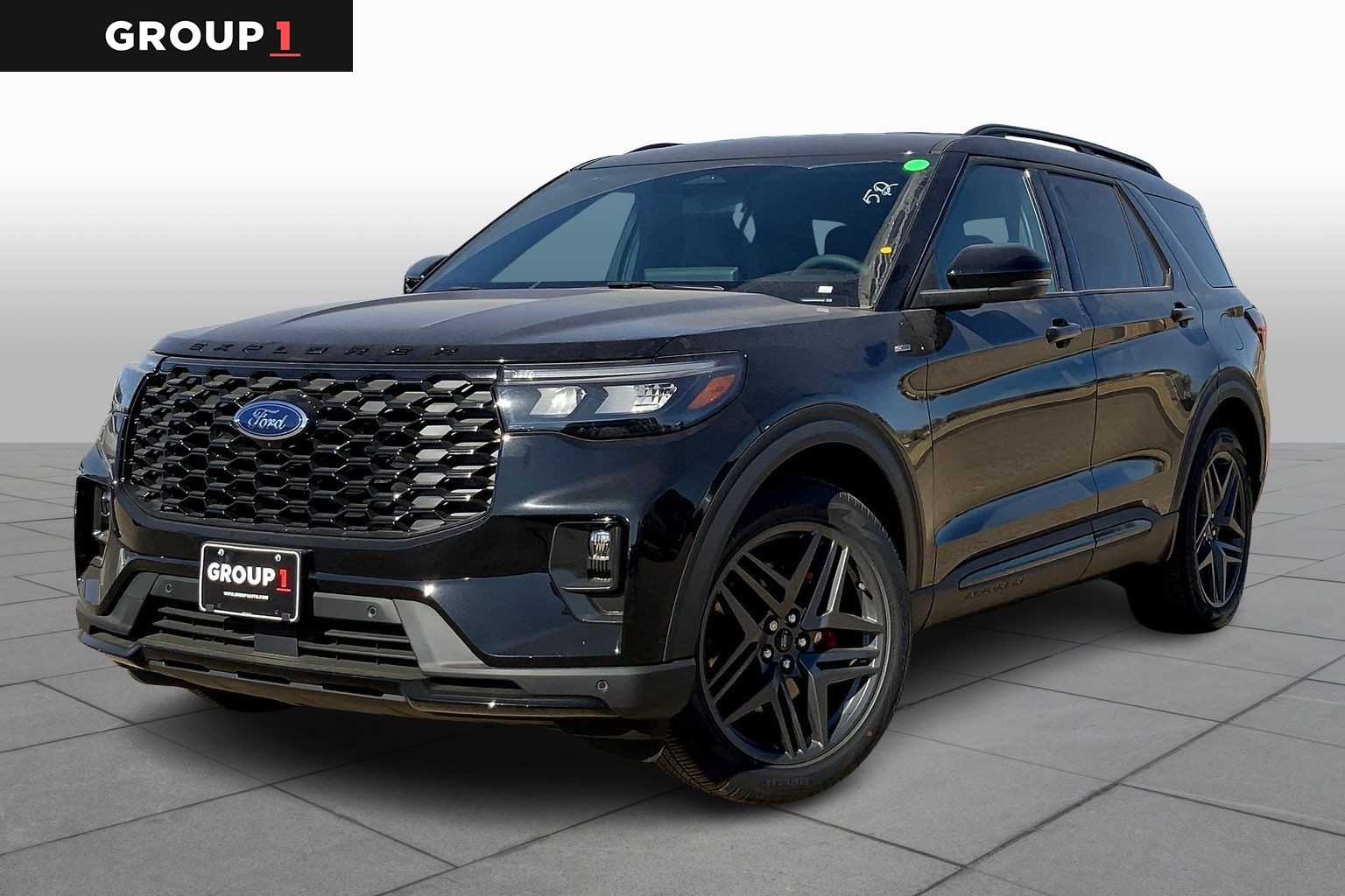 2026 Ford Explorer ST-LINE's photo
