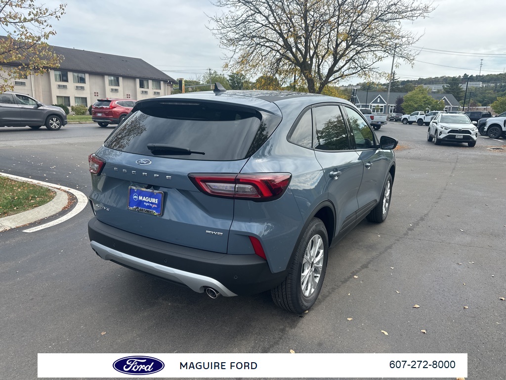 2025 Ford Escape Active photo 4