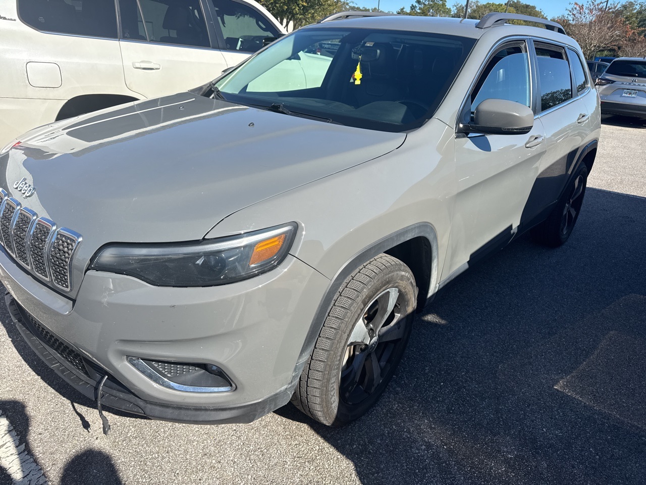 2020 Jeep Cherokee Limited's photo