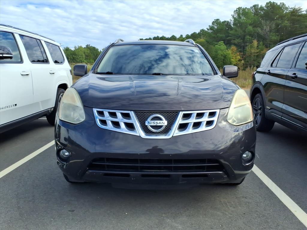2012 Nissan Rogue SV photo 2