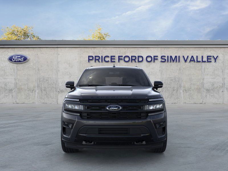 2024 Ford Expedition Limited photo 2