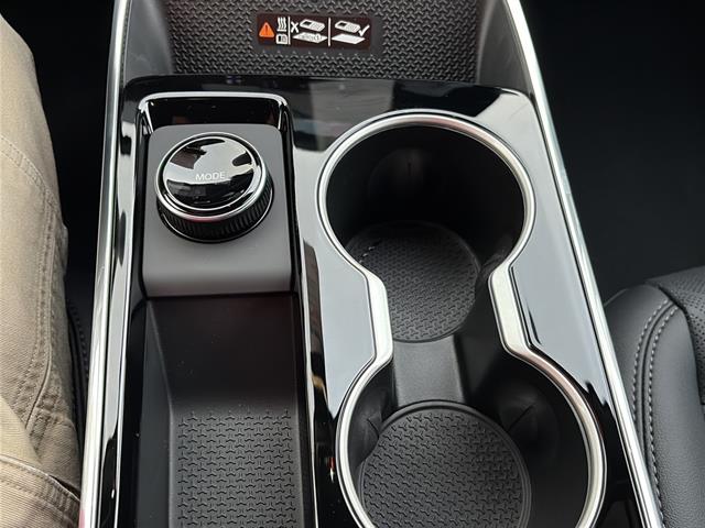 2026 Chevrolet Equinox LT photo 4