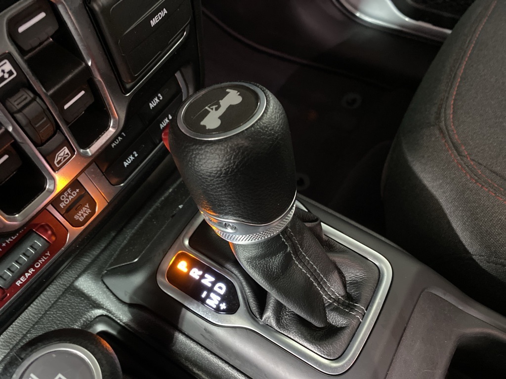 2024 Jeep Wrangler Rubicon photo 15