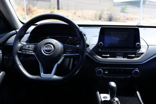 2023 Nissan Altima 2.5 SR photo 18