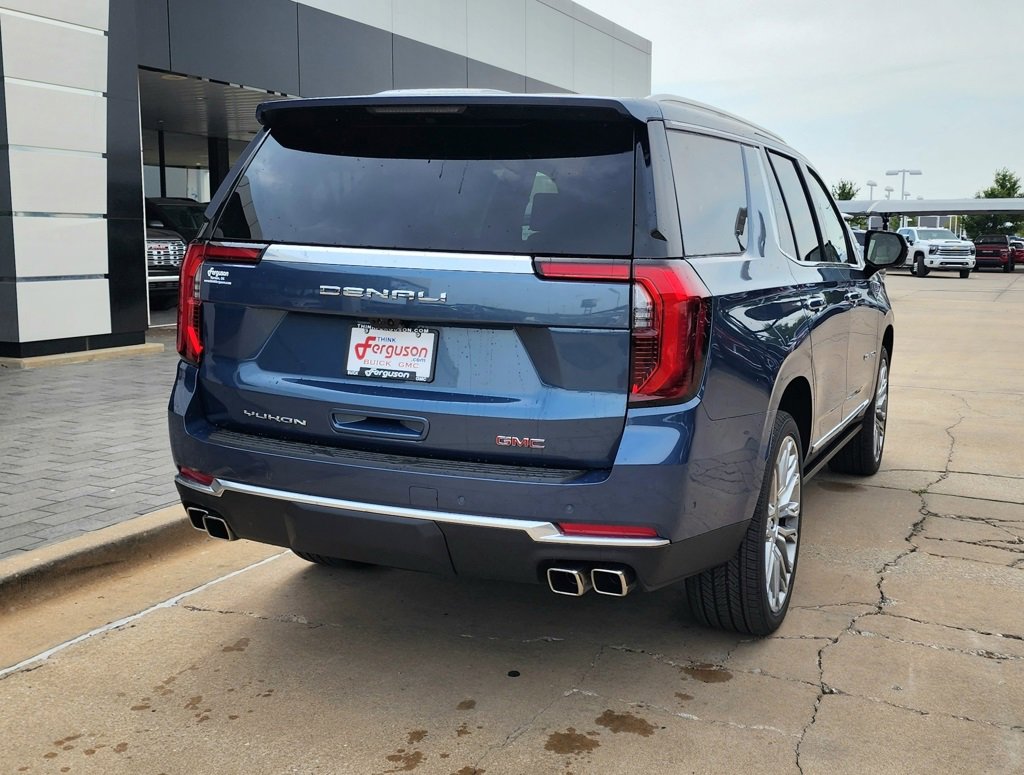 2025 Gmc Yukon Denali photo 3