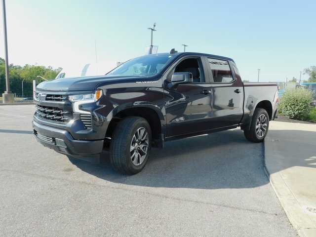 2024 Chevrolet Silverado 1500 RST photo 4