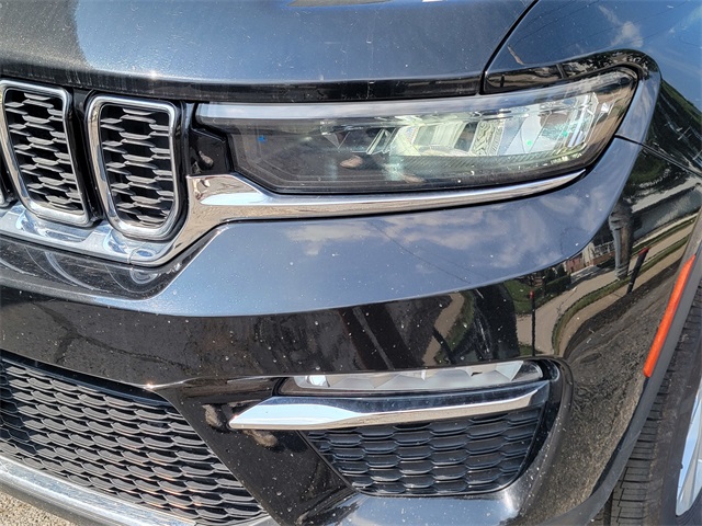 2023 Jeep Grand Cherokee Limited photo 9
