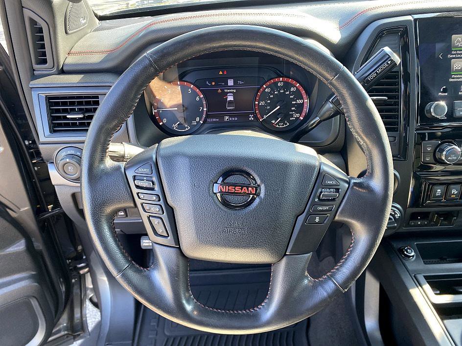 2021 Nissan Titan PRO-4X photo 8