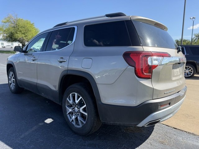 2023 Gmc Acadia SLT photo 3