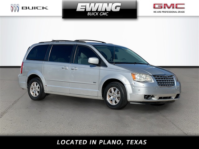 2008 Chrysler Town & Country Touring's photo