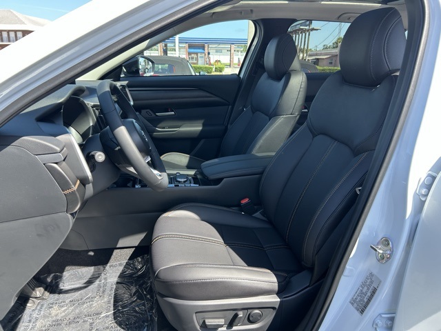 2025 Mazda CX-50 Premium photo 8