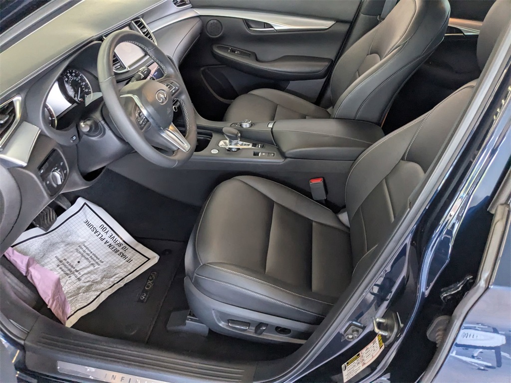 2019 Infiniti QX50 Luxe AWD photo 11