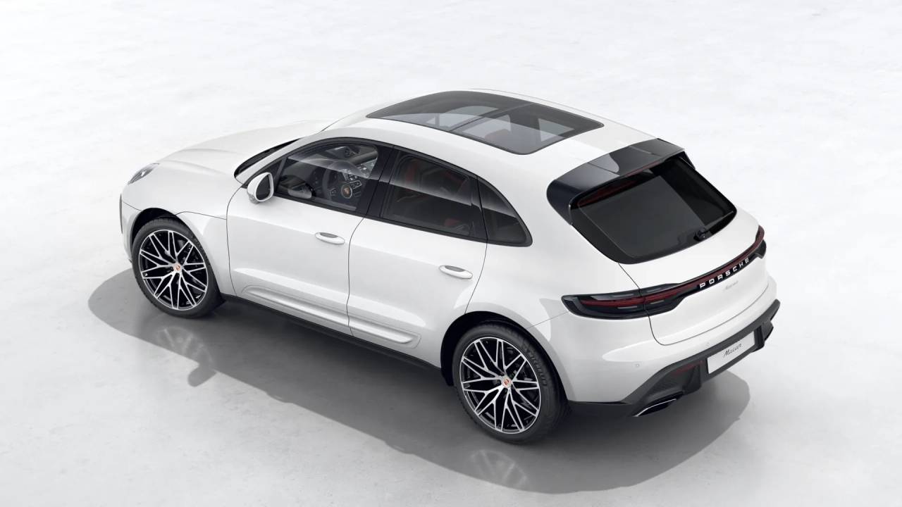 2026 Porsche Macan T photo 4