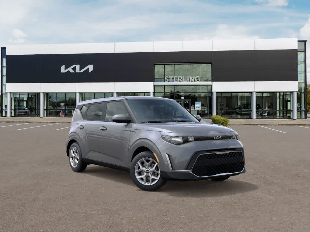 2025 Kia Soul LX's photo