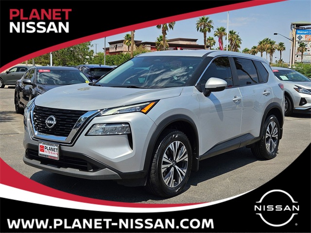 2022 Nissan Rogue SV's photo