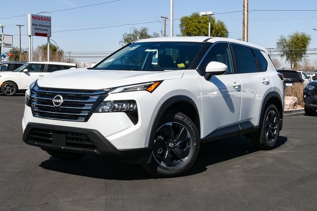 2026 Nissan Rogue SV photo 3